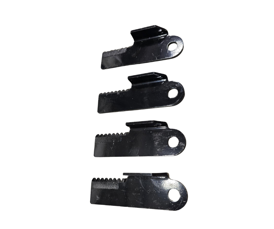 Serrated Winged Straw Chopper Blade Kit for John Deere Combines. Pack of 8.