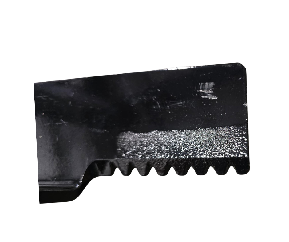 Serrated Winged Straw Chopper Blade Kit for John Deere Combines. Pack of 8.